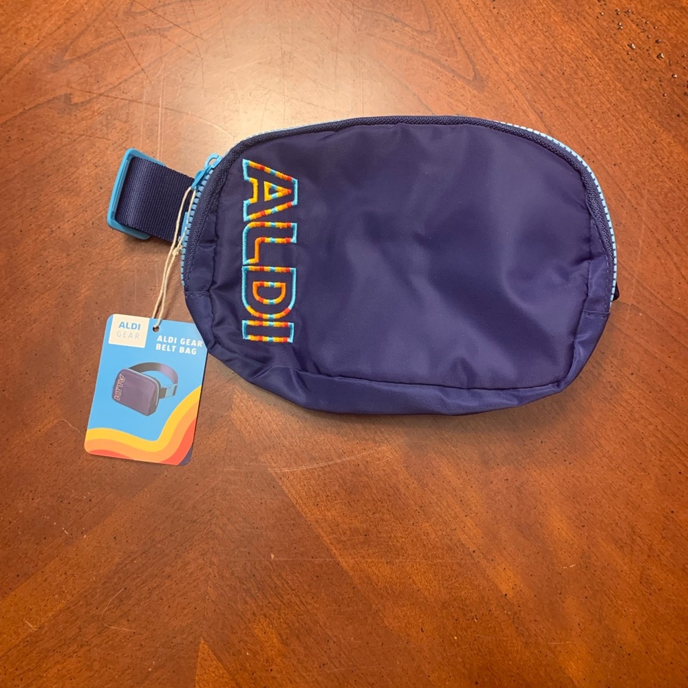 Fanny pack or belt bag